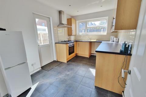 30 Cavendish Gardens, Westcliff-on-sea, SS0 9XS