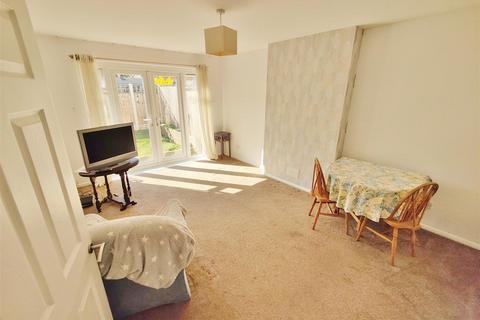 30 Cavendish Gardens, Westcliff-on-sea, SS0 9XS