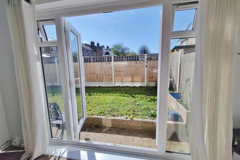 30 Cavendish Gardens, Westcliff-on-sea, SS0 9XS