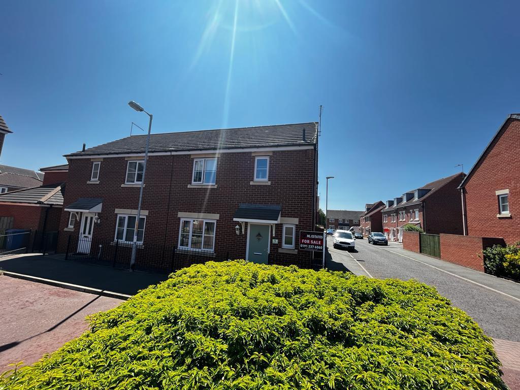 Roxburgh Close, Seaton Delaval... 3 bed semidetached house £199,950