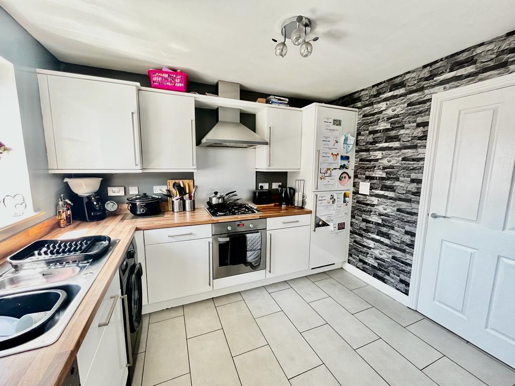 Roxburgh Close, Seaton Delaval... 3 bed semidetached house £199,950