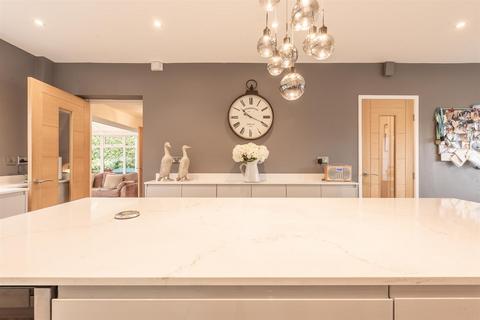 22 Brooks Road, Sutton Coldfield, B72 1HP