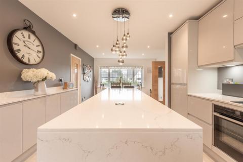22 Brooks Road, Sutton Coldfield, B72 1HP