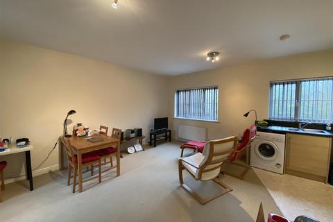 39 Violet Way, Kingsnorth, Ashford, TN23 3GH