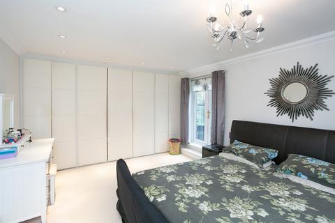 29b Eastbury Road, Watford, WD19 4RD