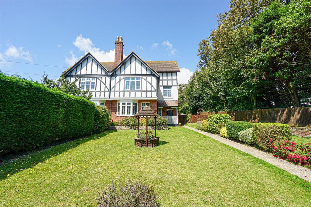 Caple Gardens, St. LeonardsOnSea 5 bed semidetached house for sale
