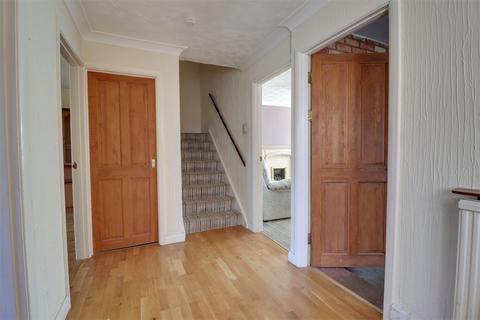 94 Brookfield Road, Hucclecote, Gloucester, GL3 3HJ