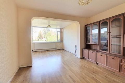 94 Brookfield Road, Hucclecote, Gloucester, GL3 3HJ