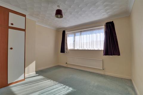 94 Brookfield Road, Hucclecote, Gloucester, GL3 3HJ
