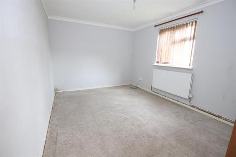 2 bedroom apartment for sale, Ribbleton Grove, Pollard Park, Bradford