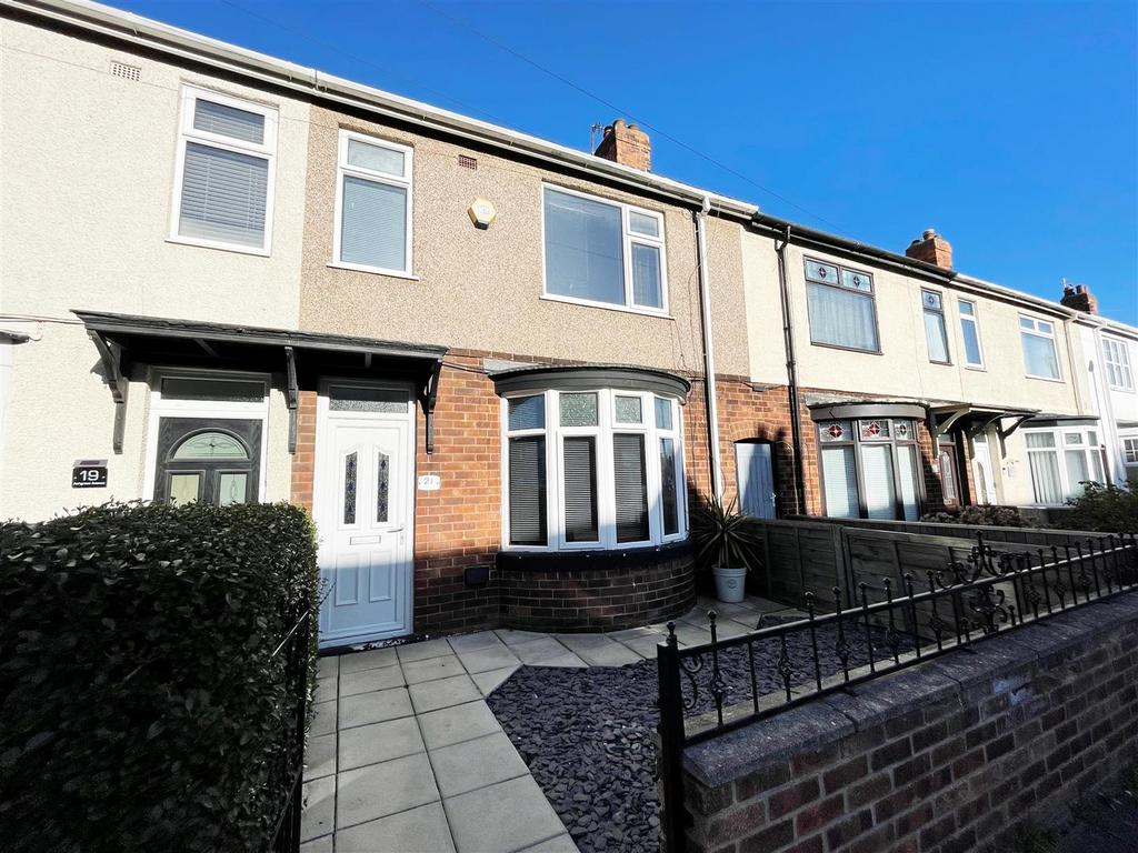 Ashgrove Avenue, Hartlepool 3 bed house £550 pcm (£127 pw)