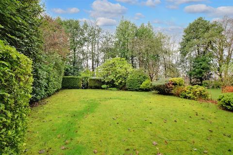 Flat D, 2 Cyprus Road, Nottingham, NG3 5EB