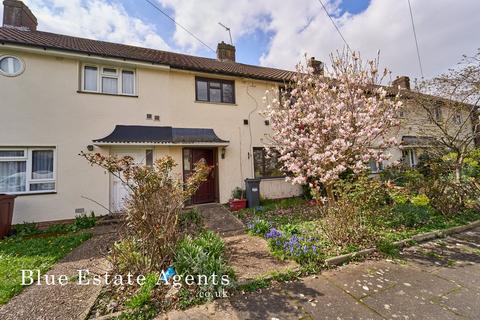3 bedroom terraced house for sale, Shannon Close, Southall, UB2