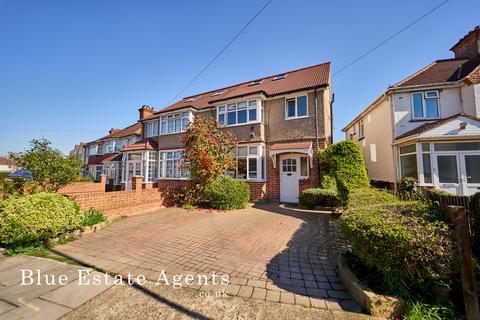 20 Devon Waye, Hounslow, TW5 0NE