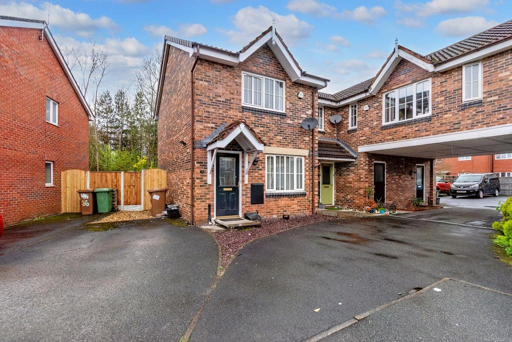 Crocus Gardens, St Helens, WA9 2 bed terraced house £160,000