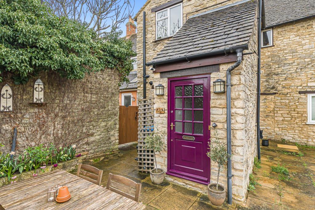 Witney, Oxfordshire, OX28 1 bed for sale £230,000