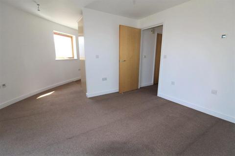 2 bedroom flat for sale, Rapier Street, Ipswich, IP2