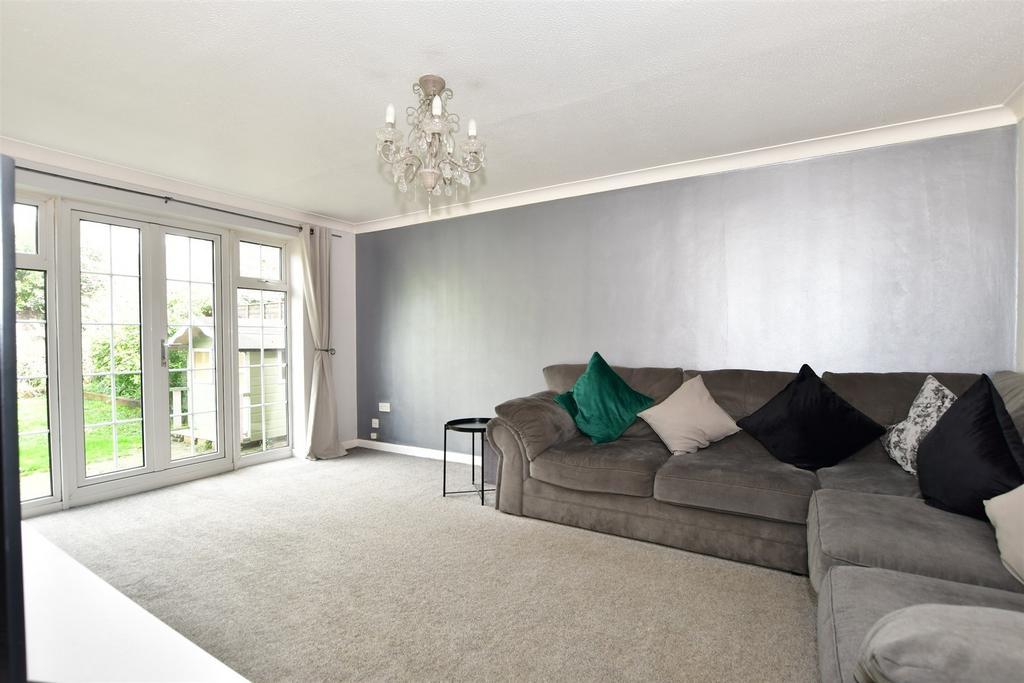 Cherry Avenue, Yapton, Arundel, West... 4 bed detached house £450,000