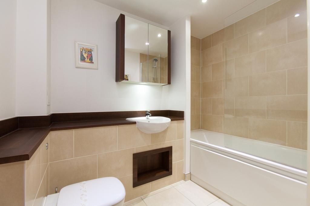1 Bathroom