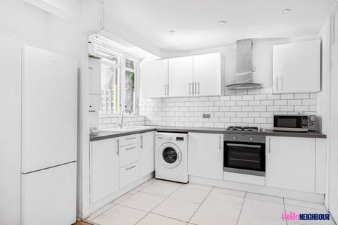 4 bedroom terraced house to rent, Brenchley Gardens, Honor Oak, SE23