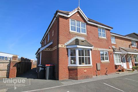 2 bedroom terraced house for sale - Bayside,  Fleetwood, FY7