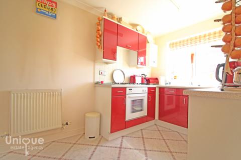 2 bedroom terraced house for sale - Bayside,  Fleetwood, FY7