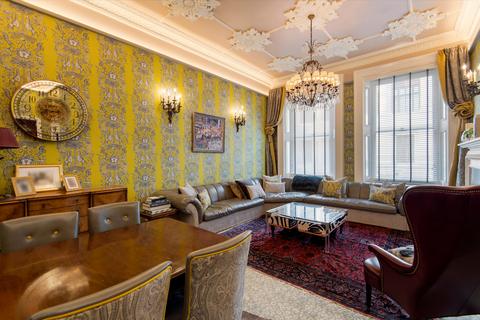 3 bedroom apartment for sale, Princes Gate, Knightsbridge, London, SW7