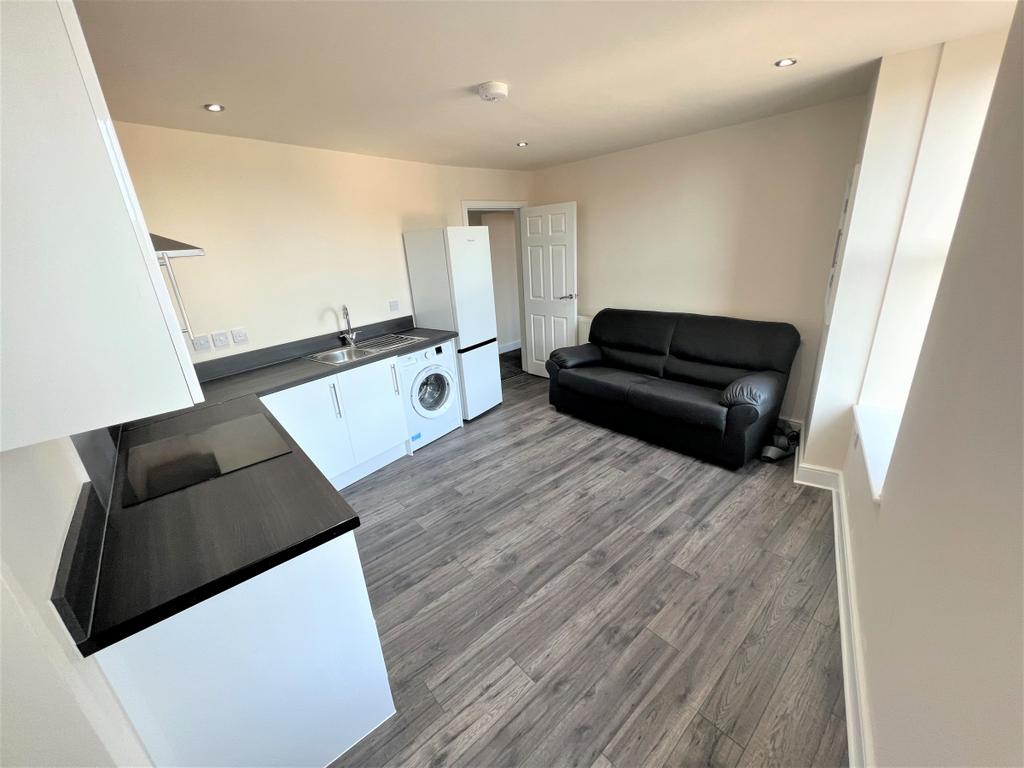 Flat 13 Derby Court