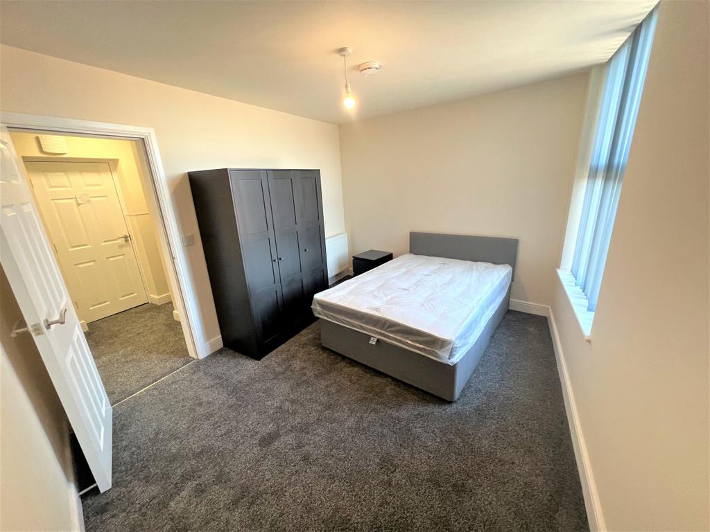 Flat 13 Derby Court