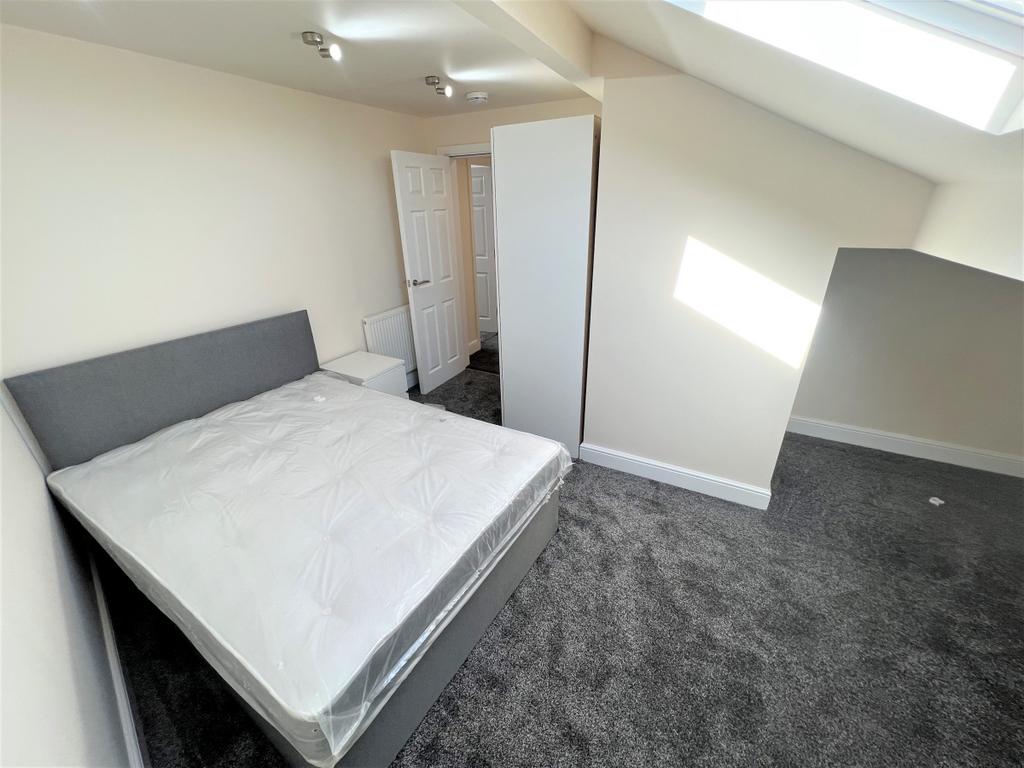 Flat 13 Derby Court