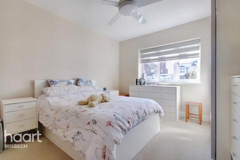66 Austendyke Road, Weston Hills, Spalding, PE12 6BX