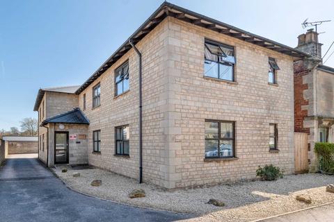 2 bedroom apartment to rent, Alexander Terrace, Corsham