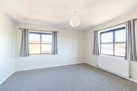 2 bedroom apartment to rent, Alexander Terrace, Corsham