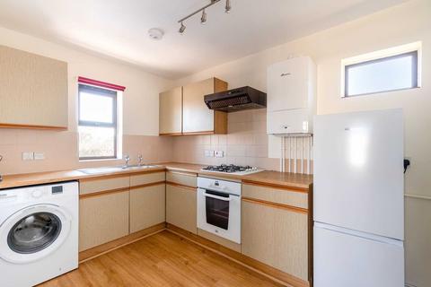 2 bedroom apartment to rent, Alexander Terrace, Corsham