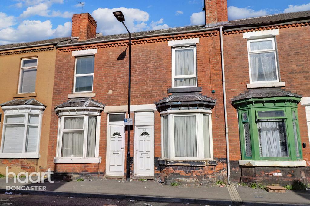 Somerset Road, Hyde Park, Doncaster 2 bed terraced house for sale £90,000
