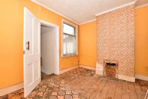 5 Hamilton Road, Gillingham, ME7 1QJ