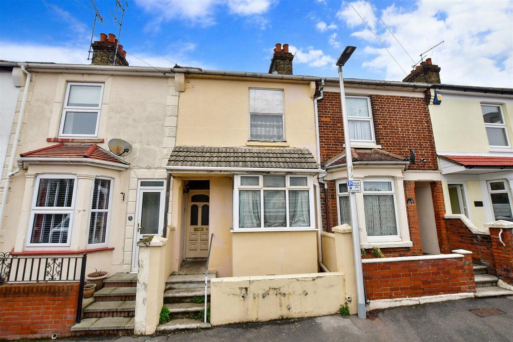 Hamilton Road, Gillingham, Kent 3 bed terraced house for sale