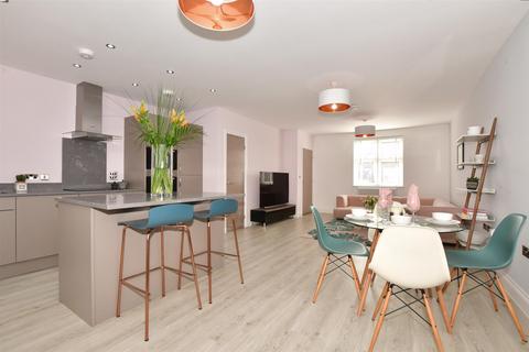 3 bedroom end of terrace house for sale, Chapel Mews, Margate, Kent