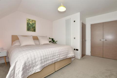 3 bedroom end of terrace house for sale, Chapel Mews, Margate, Kent