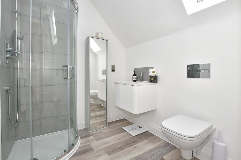 En Suite Shower Room