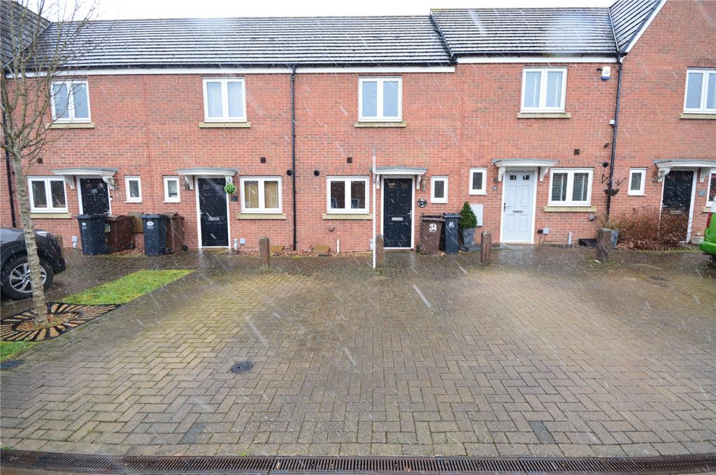 Oakfield Crescent, Marston Green, Birmingham, B37 2 bed terraced house