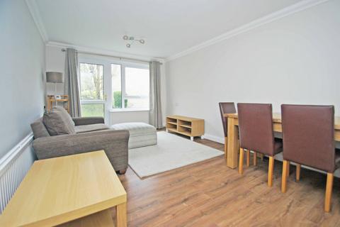 2 bedroom flat to rent, Weetwood House Court, Weetwood, Leeds, LS16