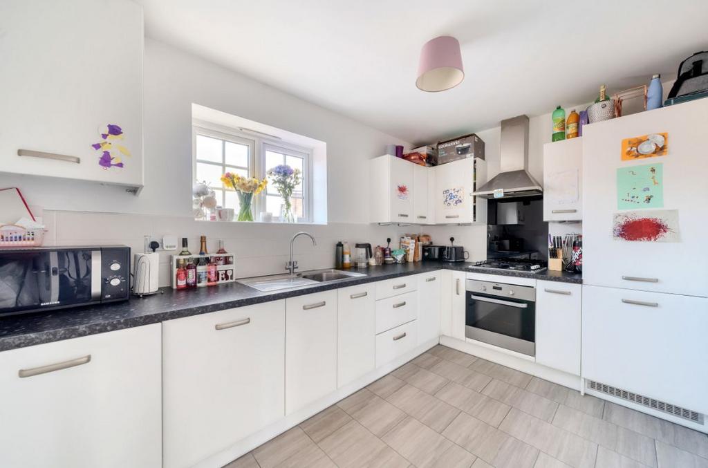 Wilkinson Road, Kempston, Bedford 2 bed coach house £250,000