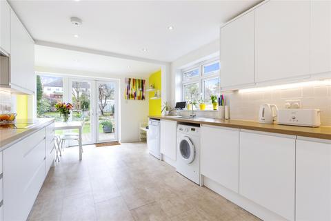 110 Beddington Gardens, Carshalton, SM5 3HQ
