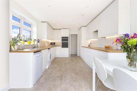 110 Beddington Gardens, Carshalton, SM5 3HQ