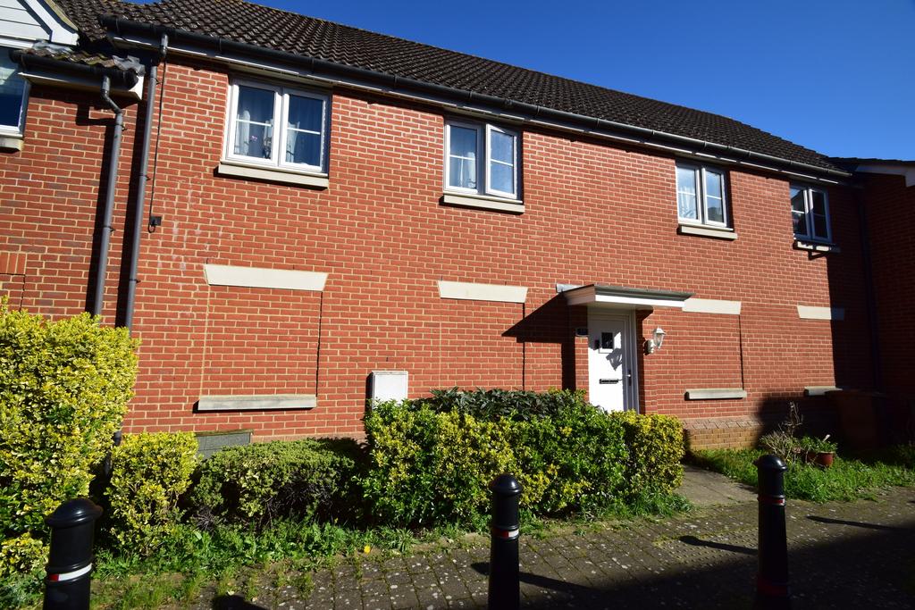 Provan Court, Ipswich, IP3 2 bed coach house for sale £175,000