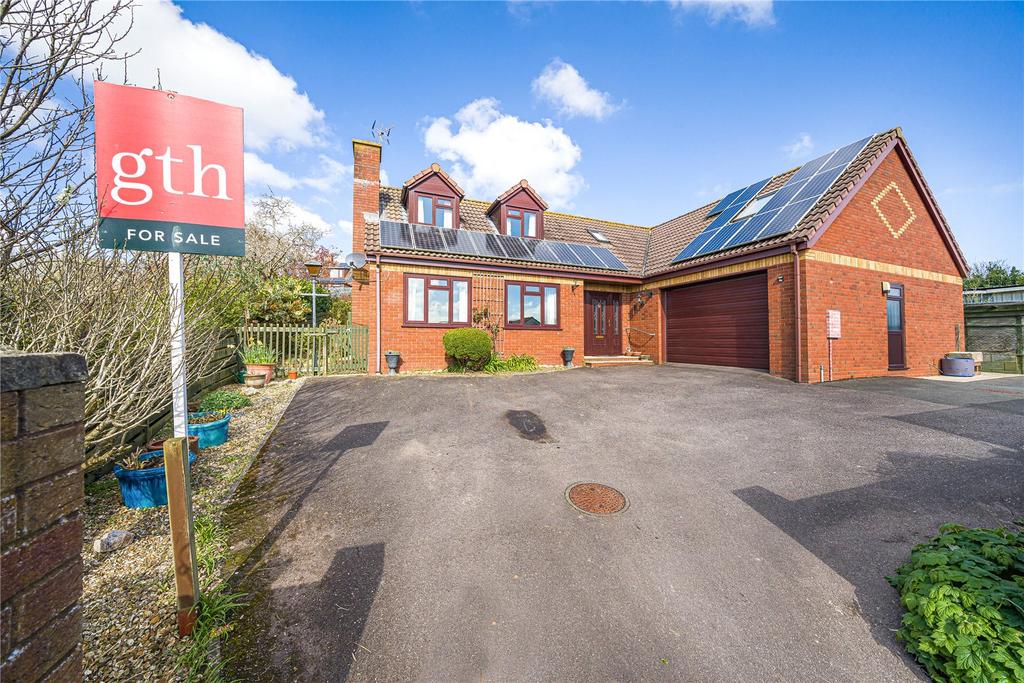 Wedlakes, Watchet, Somerset, TA23 5 bed bungalow for sale £449,000