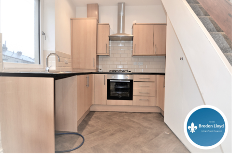 2 bedroom terraced house to rent, Dickson Street, Colne BB8