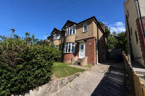 3 bedroom semi-detached house to rent, Chairborough Road, Hp12
