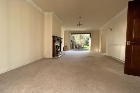6 bedroom detached house to rent, 217A Bristol Road